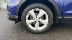 Nissan Qashqai 1.3 DiG-T Acenta Premium 5dr Petrol Hatchback